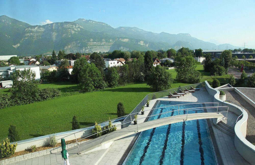 Four Points By Sheraton Panoramahaus Dornbirn Buitenkant foto